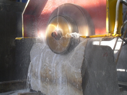 Water Consumption 15m3/H Block Cutting Machine for Granite and Marble Gross Power 57/67kw