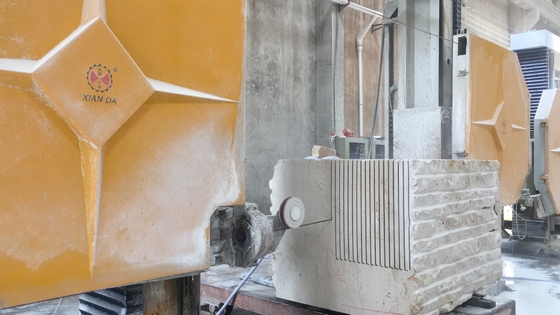 High Processing Diamond Wire Stone Cutting Machine With 16.7m Cutting Wire