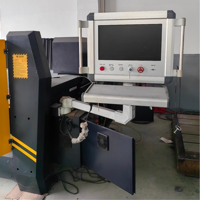 Advanced CMC Machineing Center with Auto Tool Changer
