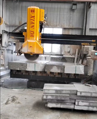 High Speed Four Column Middle Block Cutting Machine with 29/37kw Gross Power for Precision Cutting