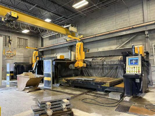 Automatic 5 Axis Bridge Cutting Machine with DDX System for 3200×2000×180mm Stone Processing