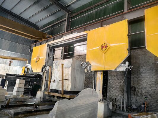 CNC Diamond Wire Saw Machine with 360° Rotating Trolley 1600mm Wheel Diameter and 4m³/h Water Consumption