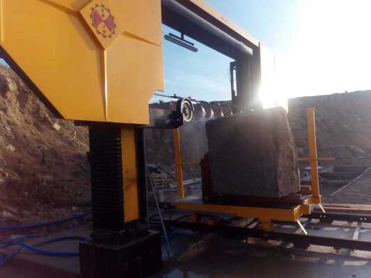 Xianda PLC Control Diamond Wire Saw Machine with 3500×3500×2100mm Max Processing Size and Synchronous Screw Drive Lifting
